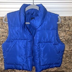 Love Tree medium electric blue cropped puffer vest!